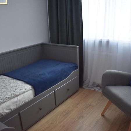 Apartament W Centrum Przy Parku Na Wyspie Piła Εξωτερικό φωτογραφία