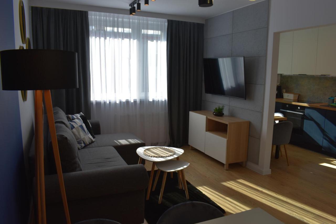 Apartament W Centrum Przy Parku Na Wyspie Piła Εξωτερικό φωτογραφία