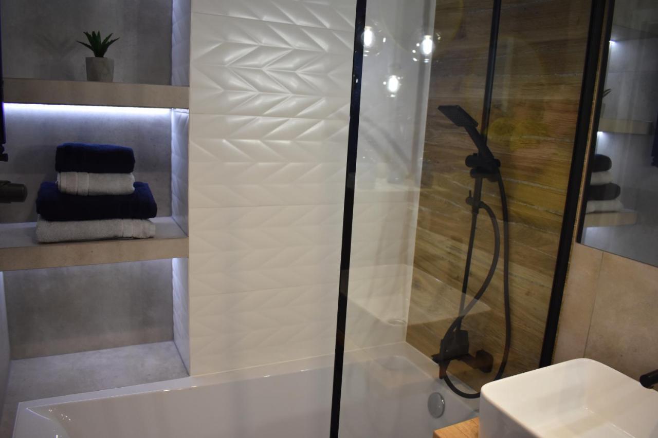Apartament W Centrum Przy Parku Na Wyspie Piła Εξωτερικό φωτογραφία